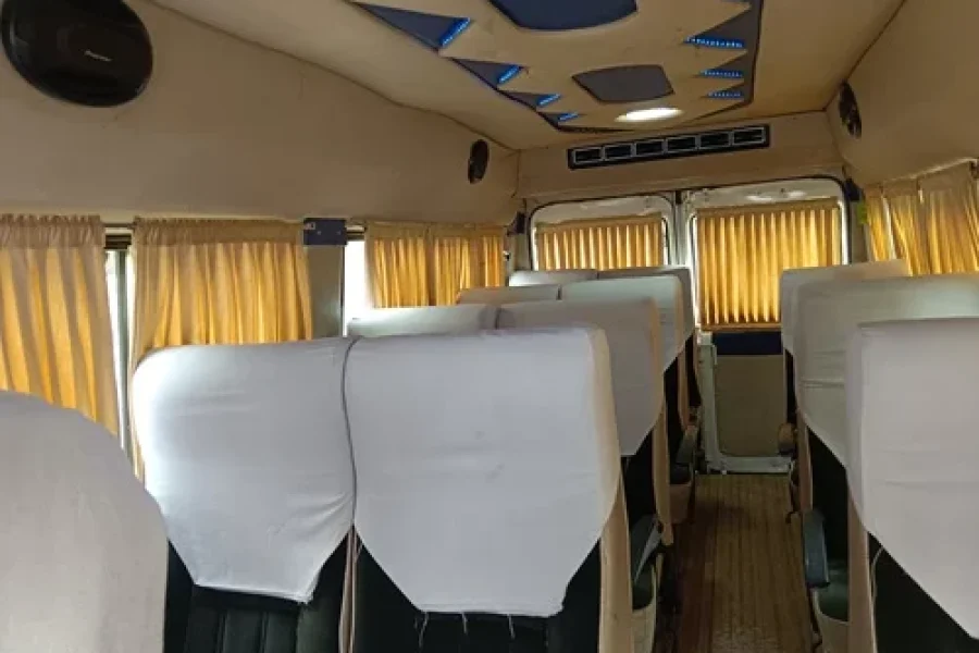 15 Seater Tempo Traveller