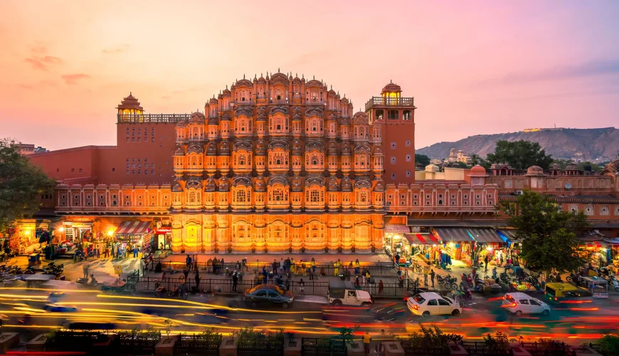 Tempo Traveller in Jaipur