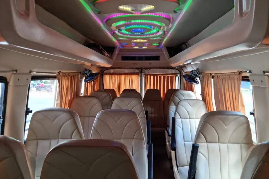 17 Seater Tempo Traveller